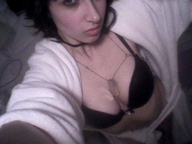 mymarinemindpart2:  Sexy Military GF pt 1