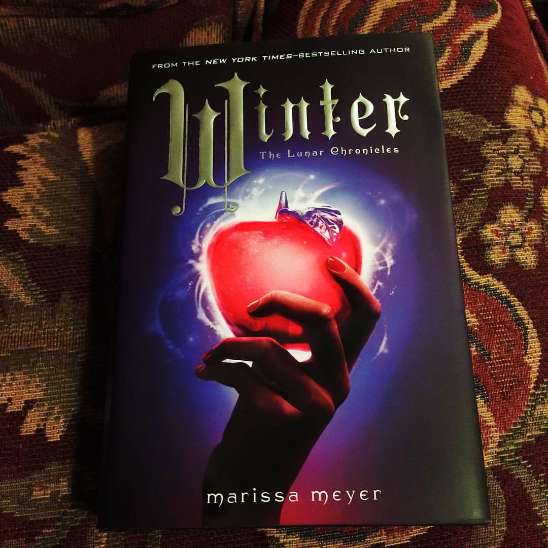 Got to @bookaddictsguide’s house last night and mail was waiting for me!! (Yes, I sent my copy of WINTER to her house.) #winter #JointheResistance #LunarChronicles #marissameyer @fiercereads