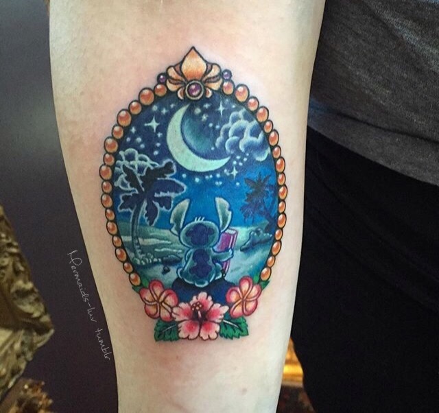 mermaids-luv:  Mermaids and tropical tattoos blog🌊🐚🐠🐙🐟🐠🐳🐬