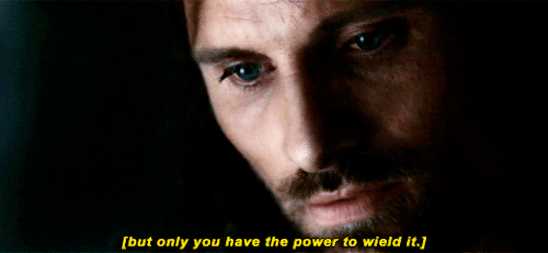 tlotrgifs: Anirne hene beriad i chên în. Ned Imladris nauthant e le beriathar aen. (She 