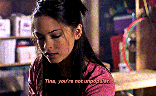 LANA LANG AND TINA CAPLAN — SMALLVILLE // S01 E04: X-Ray