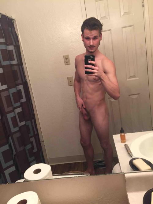 returnofthedestroyer:  http://returnofthedestroyer.tumblr.com/