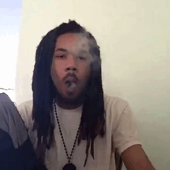 darius-says-high:  The smile weed puts on my face. 