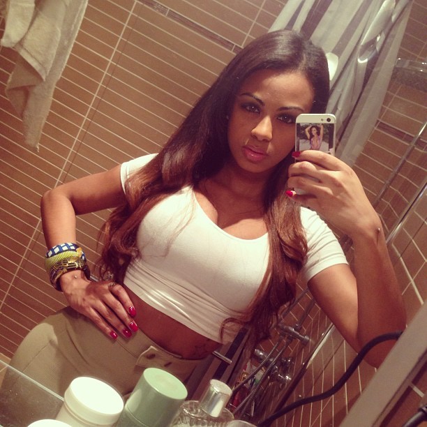 fashionistaswonderland:  Analicia 