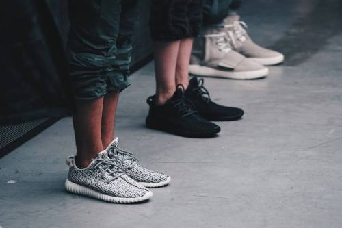 A look at the Yeezy Boost lows via HYPEBEAST.More Fashion here.