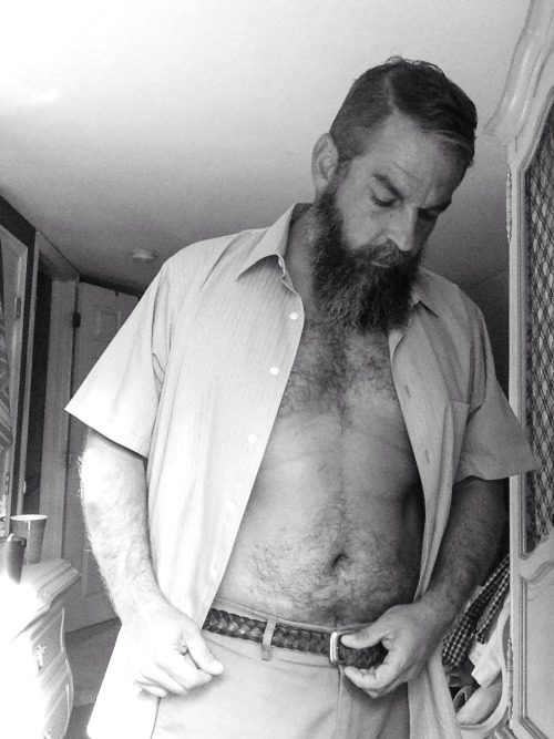 thebeardedmannextdoor:  TheBeardedManNextDoor - me happy Hump day, undressing after work.  See the second part at my nsfw blog JustTheManNextDoor