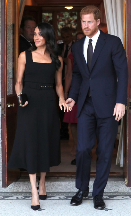 July 10th: Meghan & Harry Attend a Garden Party at the British Ambassadors House! Aquazzura Dene