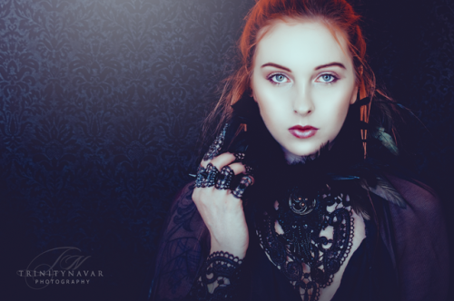 Model & MUA:- Valentina GrimWardrobe:- FORGEPhotography:- Trinitynavar
