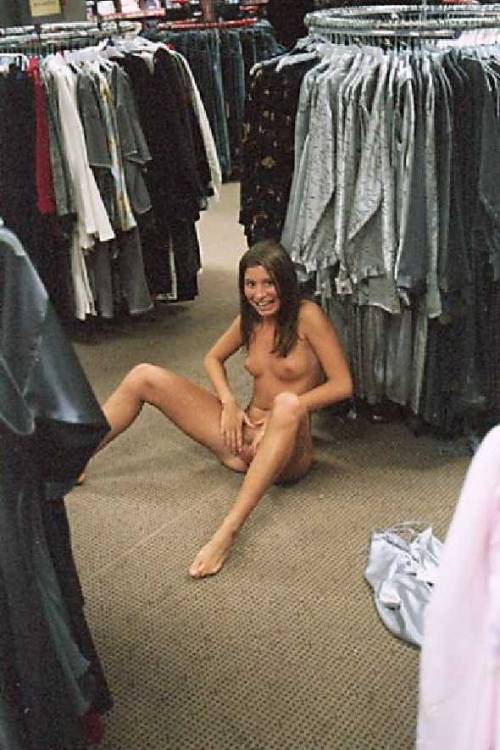 realgirlsnude:  RealGirls  do you have anything to fit this