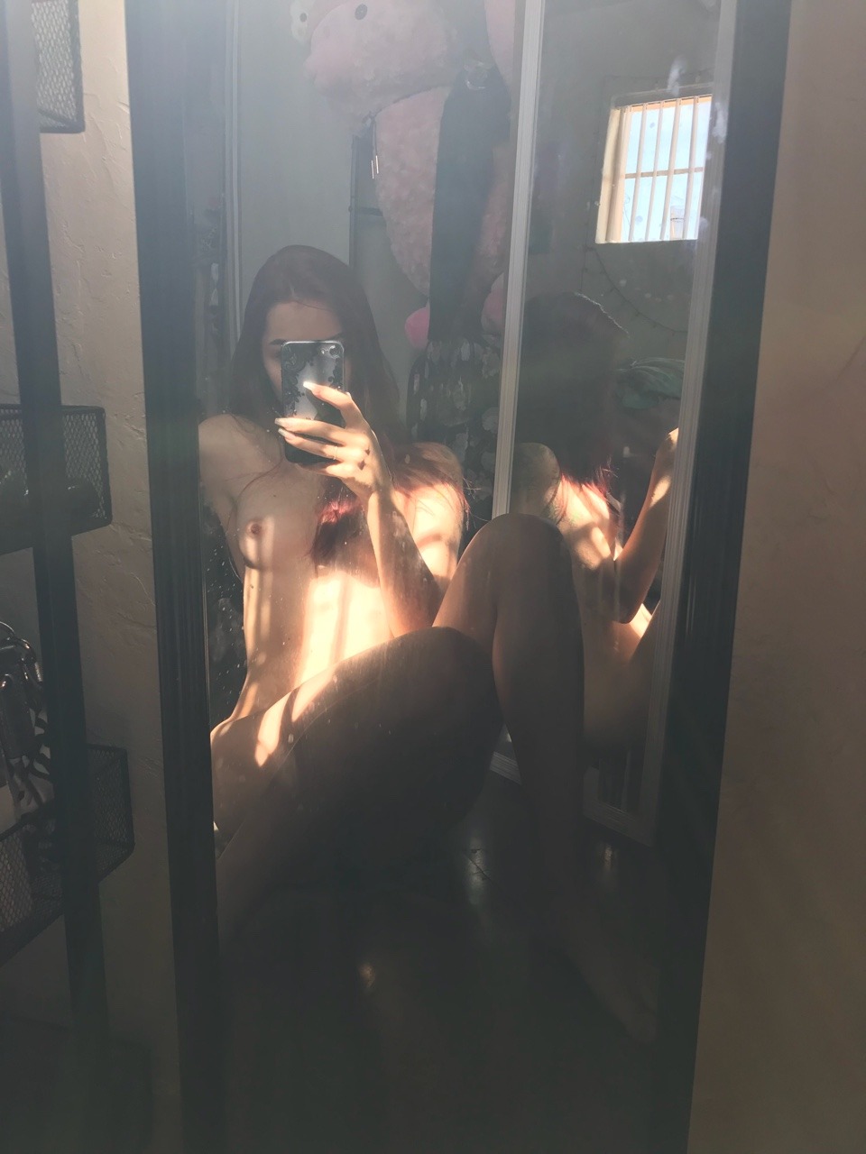 little-lady-lacy:  I wish my hair could stay this red