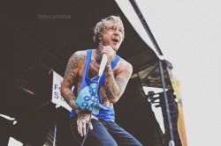 settlingthescore:  Chiodos (by Derrick Austinson