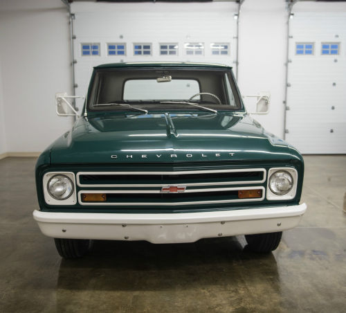 saychevrolet:  When you see a classic Chevrolet, 1967 C/K pickup or otherwise, the proper thing to do is pause and admire its styling. It won’t cost you anything and you’ll find it a surprisingly pleasant way to get lost in the moment. Enjoy!(Image: