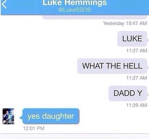 cliffordnshit:ashton-urine: sleepishstyles:DONT TOUCH ME Luke turn on ur location, I wanna fight HES