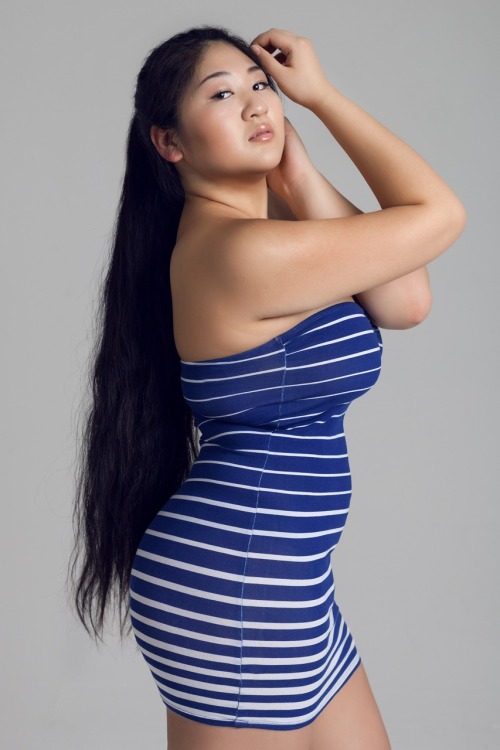 freak4life:Thick stunner. russianfamouscurves:Russian model Flora Kim, Russia ,Moscow