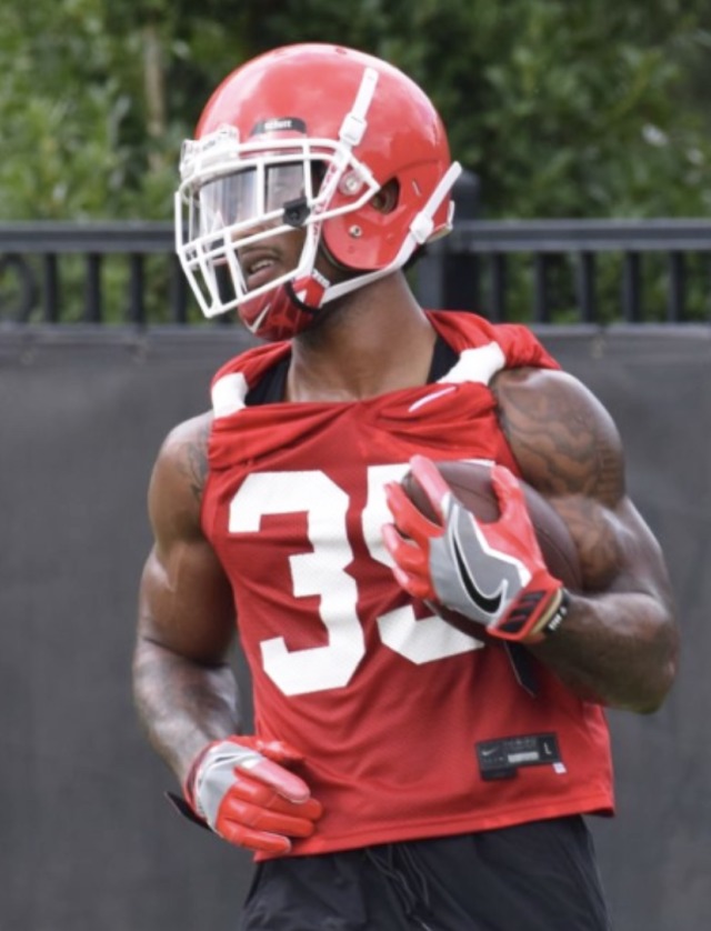 xemsays:xemsays:xemsays:xemsays:xemsays:xemsays:BRIAN HERRIEN - running back 🍑 Georgia Bulldogs 🏈 natural sex appeal 😈Georgia Bull Dawgs running back 🏃 🏈 H A N D S O M E college football stud, FOR REAL💪🏾