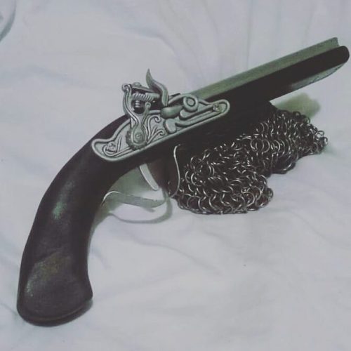 When hunnie makes you a pretty lil band gun. Made with my Siconze Character, Mirabella Montiliyét i