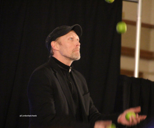 cumberbatchweb: Lars Mikkelsen juggling &amp; pictures of Benedict Cumberbatch, Louise Brealey a