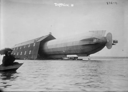 the1920sinpictures:1916 c. Zeppelin L-23 in its aquatic hangar. From Images of Yore, FB.