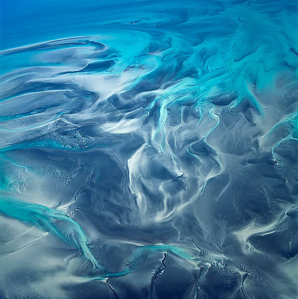 irakalan:  COLOURS OF THE EARTHPhotographer BERNHARD EDMAIER1. Hekla volcano area,