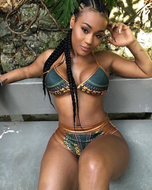 braidsforblackgirls:  http://instagram.com/lira_galore ✨