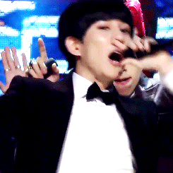 yoonqjae-s:  [13.10.06 Inkigayo] Kyung - Very Good 
