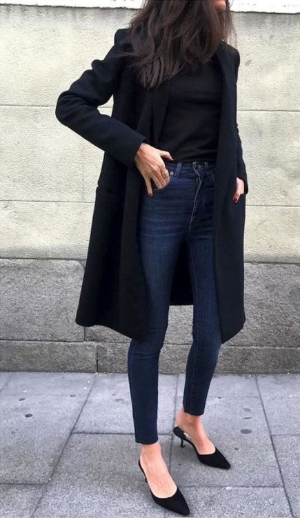 Barbara Martelo and her pointed-toe shoes