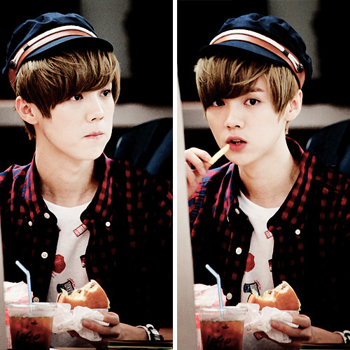 lunhan-deactivated20160918:  Luhan x Food   
