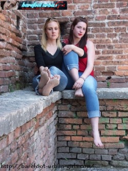 SIZZLING HOT UPDATE from BAREFOOT URBAN GIRLS!!! This week we have Barefoot Urban Stars ALYSSA, EVA &amp; VALENTINA and Barefoot Urban Girl ELISABETTA!!! http://barefoot-urban-girls.com/pictures.html http://barefoot-urban-girls.com/vidclips.html 