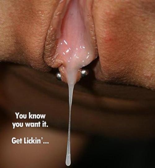 sissydebbiejo:You know you want it. Get licking #cuckold