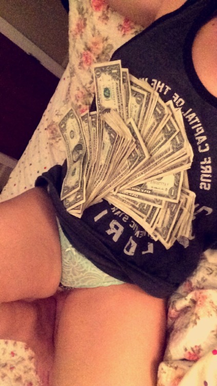 wild-happy-free:Stripper or nah?