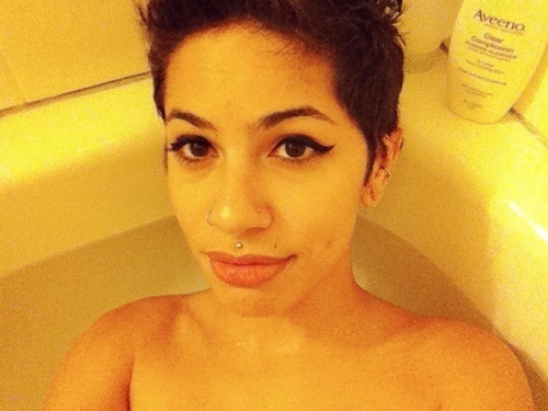 ebonyzerscrooge:  homoarigato:  rabbitglitter:  fav selfies 2K13  jack is a babe 5ever  i know her lol