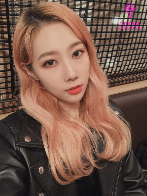7-dreamers:[Fancafe] Selcas from Behind the Japanese ‘What’ Promotions and Debut