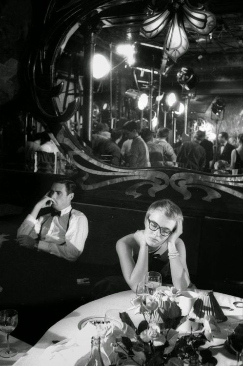 inneroptics:    Jean Seberg -Bonjour Tristesse at Maxim’s restaurant - Paris.  Bob Willoughby  