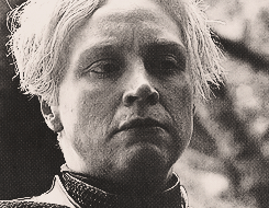 renlybaratheon:  I don’t blame him. And I don’t blame you either. We don’t get to 