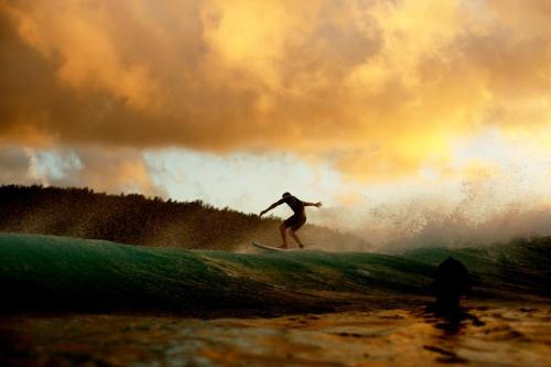 cbssurfer:Photo: Morgan Maassen