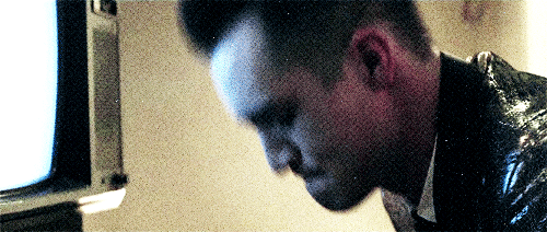  Climbing out back the door, didn’t leave a mark; no one knows it’s you… 