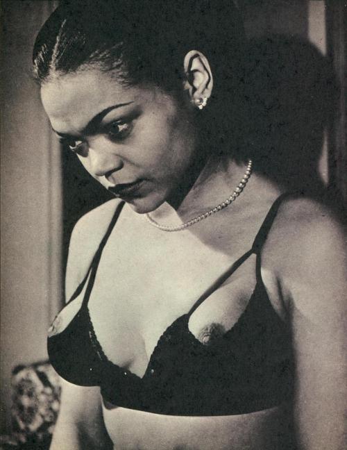 nakedhistorylessons: Eartha Kitt in 1968, the same year her strong denunciation of the Vietnam War a