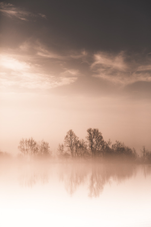 freddie-photography:‘On Flooded Fields’ 2014 - Gloucestershire, UKBuy a print at: Shop.freddieardley