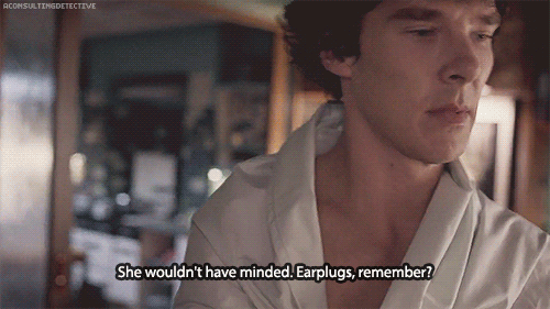 aconsultingdetective:   Legit Johnlock Scenes  Every day at 221B can be a sex holiday.