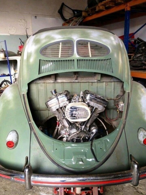 hatari007:Oh, old VW Beetles can fit Harley porn pictures