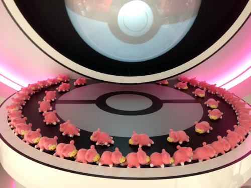 zombiemiki:  Slowpoke Day at the Mega-Tokyo Pokemon Center 