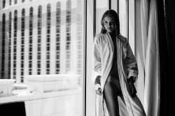 sirneave:  Bella in my suite in Vegas | Film