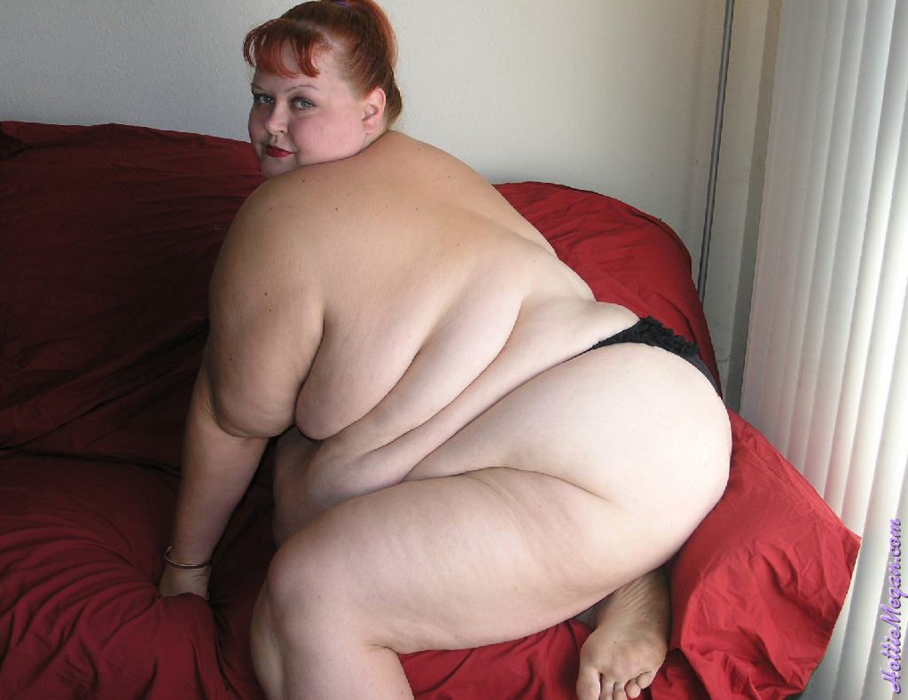 ssbbwmegxxl:  This is SSBBW Meg, a big Mature XXL MILF girl with huge belly, huge