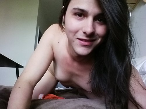serahserenade:  Fooling around before my shower.