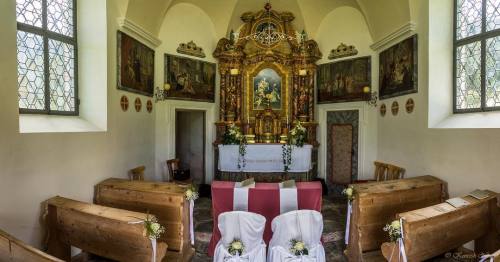 Church of St. John of Nepomuk at Ranui (est. 1744), St. Magdalena, Villnöß.The altarpiece is by Fran