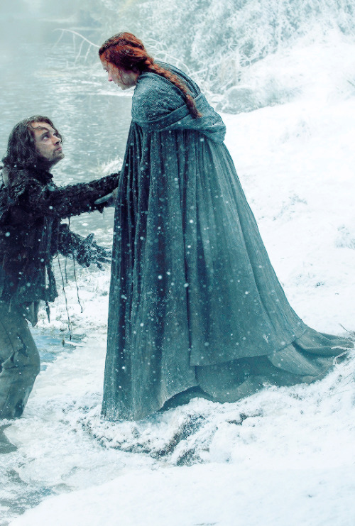 stormbornvalkyrie: ♕ Theon &amp; Sansa in Game of Thrones S6 ©