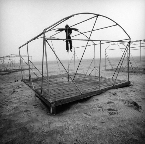 nevver:  He is risen, Arthur Tress