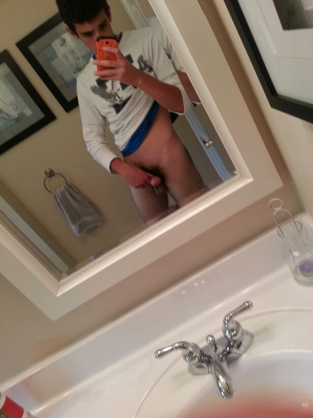 amateurlads:  dudehunter2:  THIS IS PART 2    PART 1 is here About dude: He recently