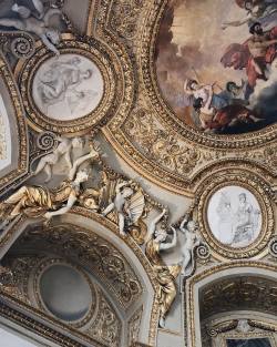 tkkatherineblog:Musée du Louvre Inst @supapuce