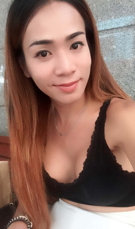 tssnap: Ladyboy Lemon Selfie Super cute and sweet Ladyboy Lemon snaps this selfie while waiting for 